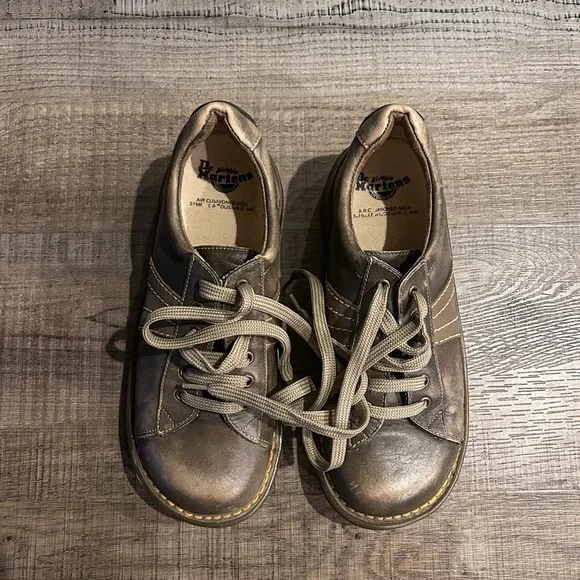 Doc Martens olive green Big Kid Size 5 VGUC - Picture 4 of 5